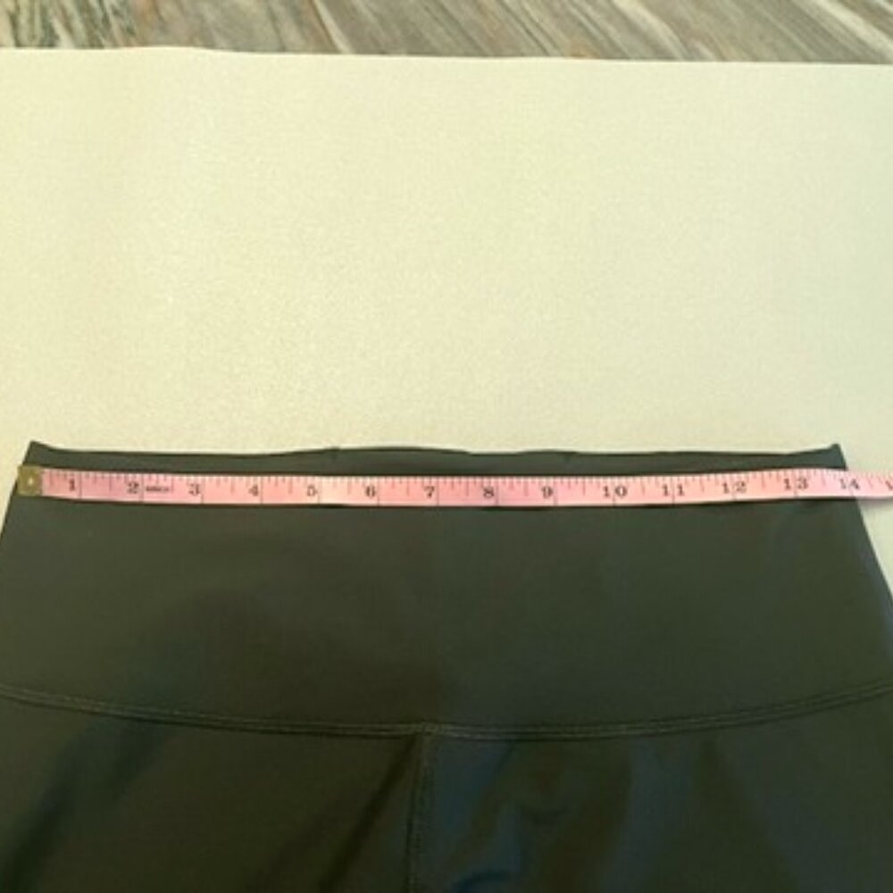 Kinesis High-Rise, Boot-Cut BLACK Leggings-LARGE-NWT - Picture 3 of 8